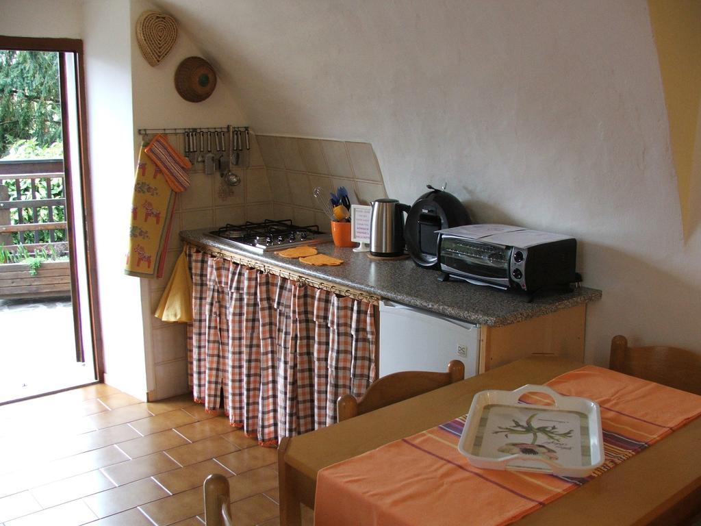 Antica Casa Ortensia Riva del Garda Bagian luar foto
