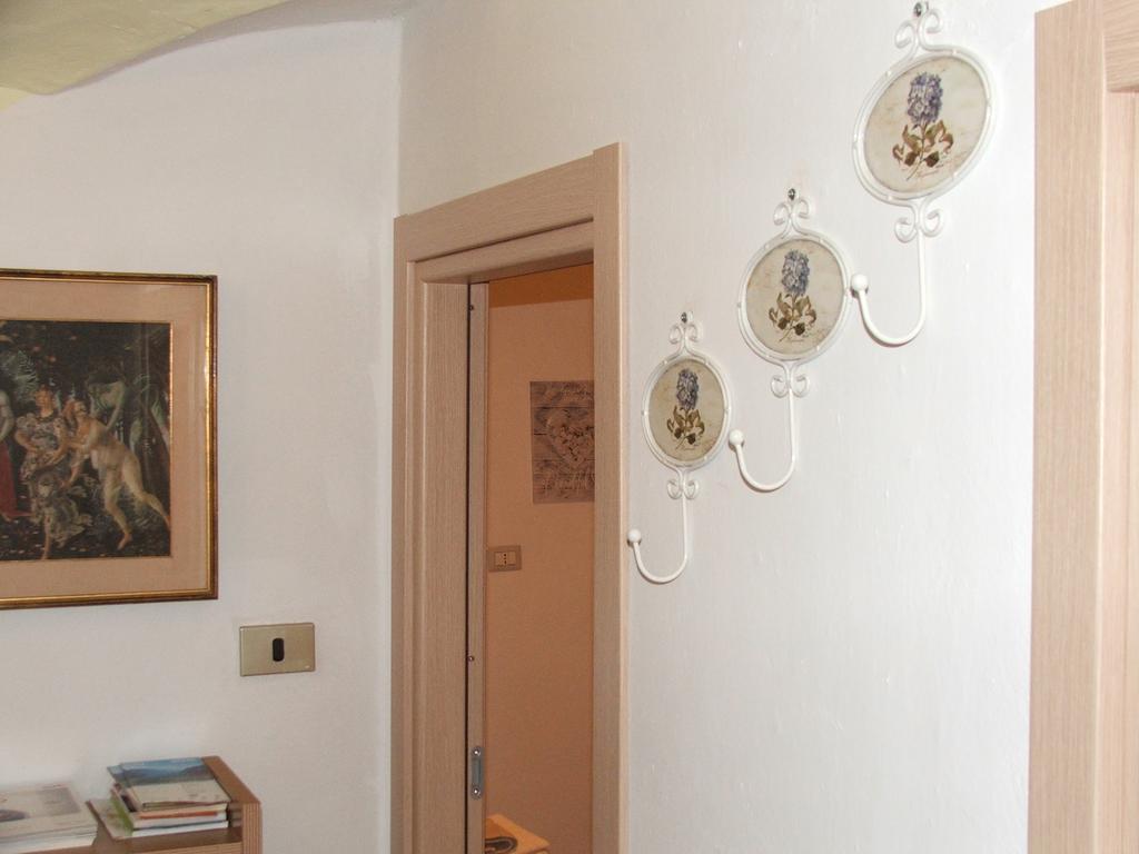 Antica Casa Ortensia Riva del Garda Bagian luar foto