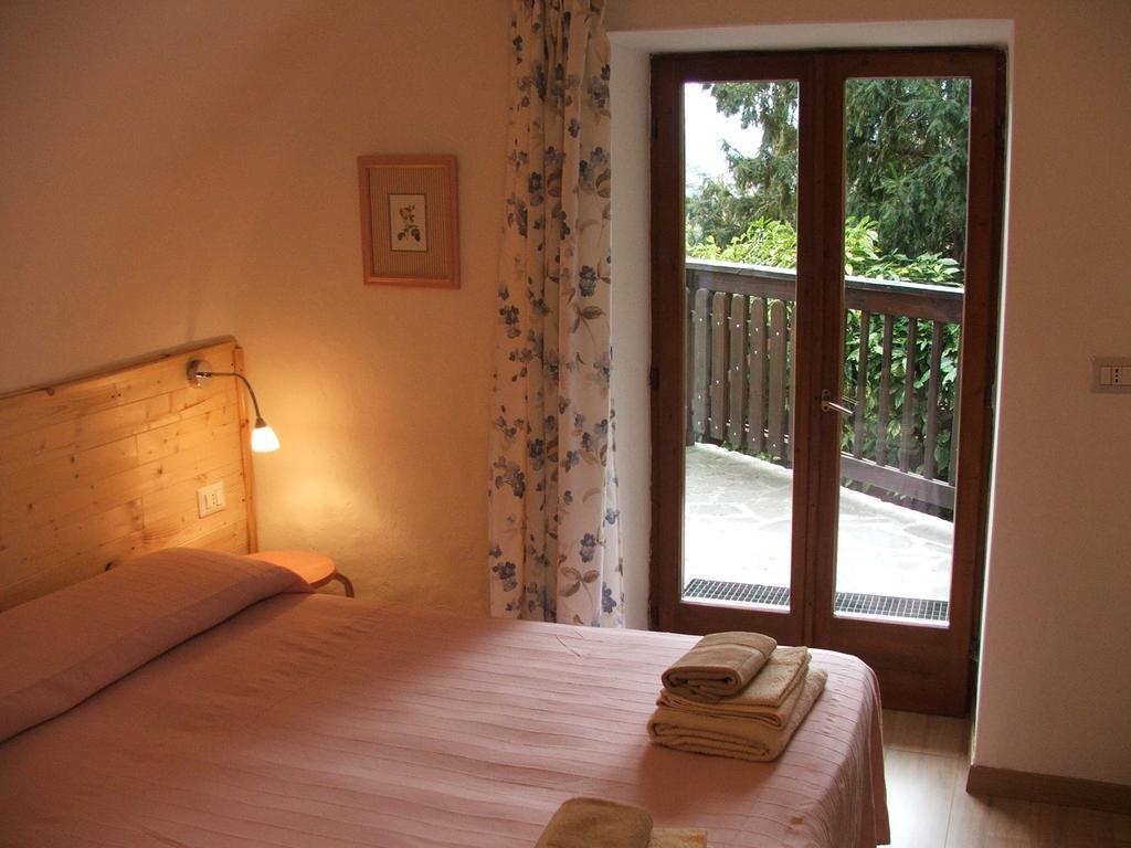 Antica Casa Ortensia Riva del Garda Bagian luar foto