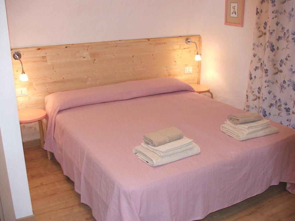 Antica Casa Ortensia Riva del Garda Bagian luar foto
